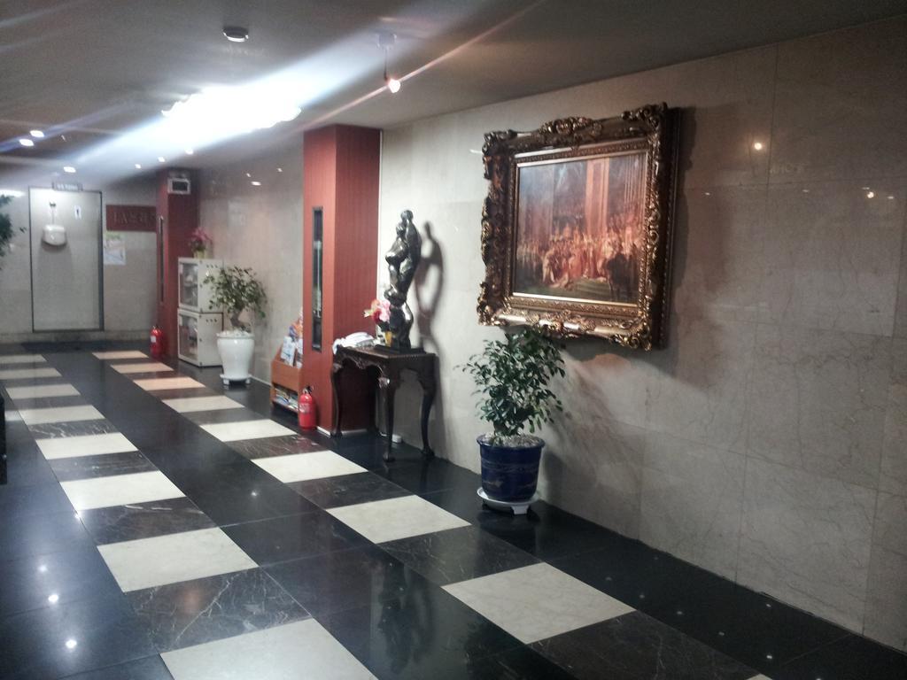 Bali Tourist Hotel Seoul Exterior photo